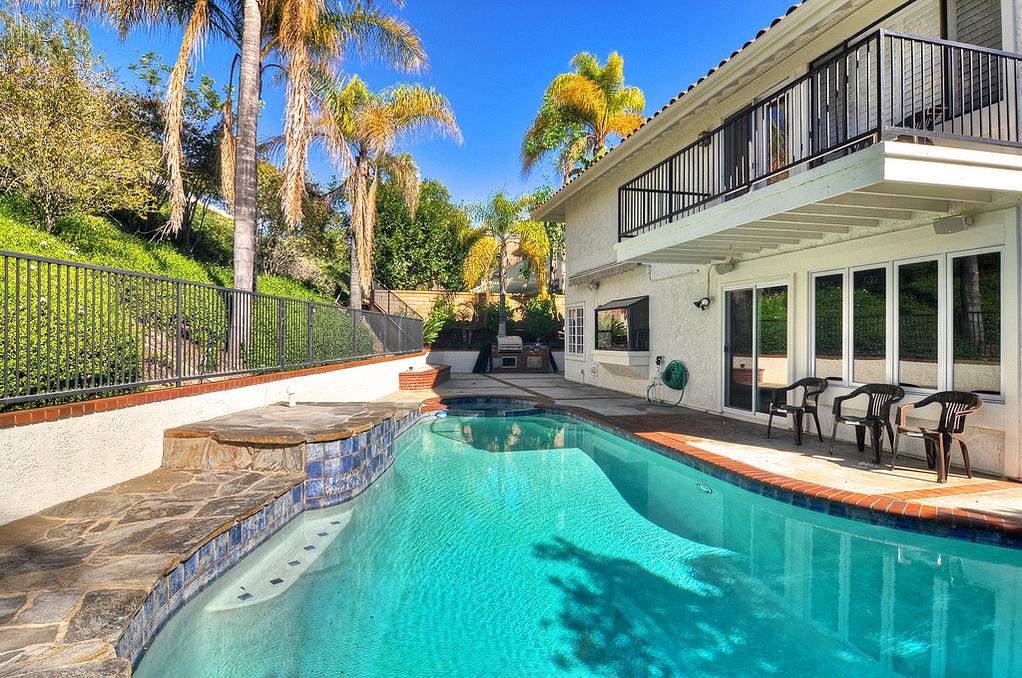 Living Grace Sober Living for Women Recovery Compass